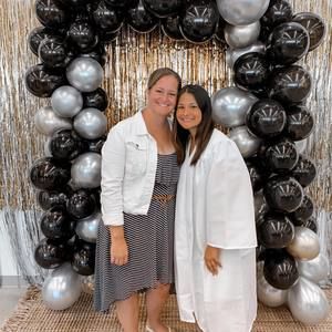 Meet your Posher, Raenee